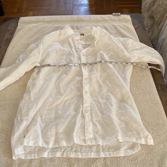 Island Importer 100% linen stunning white blouse. Beautiful high end linen - Picture 11 of 11